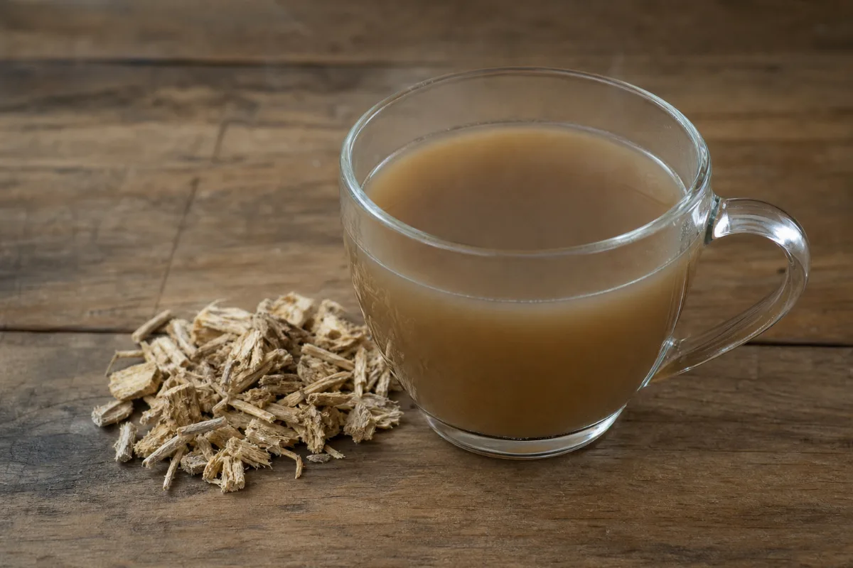 Close-up of kava, kratom and blue lotus "teas": where to read